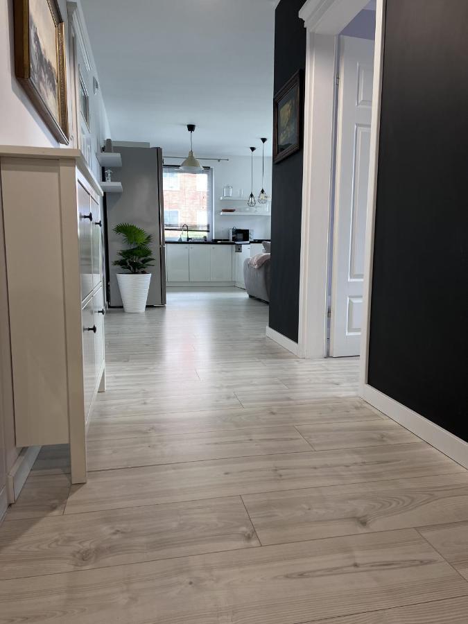 Apartament Z Tarasem Na Osiedlu Rakownica Еленя-Гура Экстерьер фото