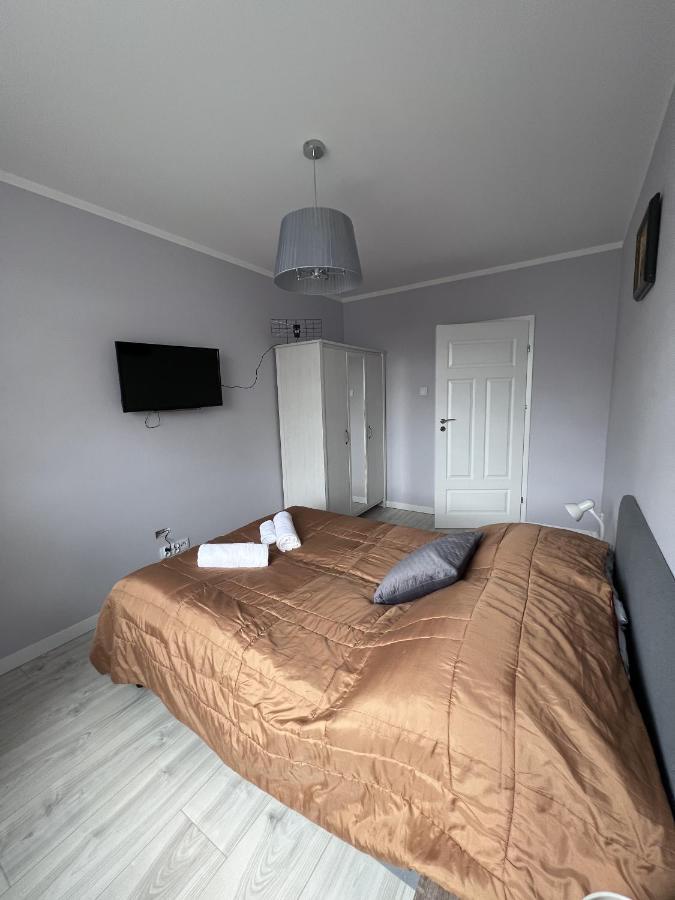 Apartament Z Tarasem Na Osiedlu Rakownica Еленя-Гура Экстерьер фото