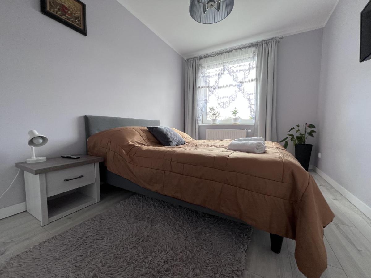 Apartament Z Tarasem Na Osiedlu Rakownica Еленя-Гура Экстерьер фото